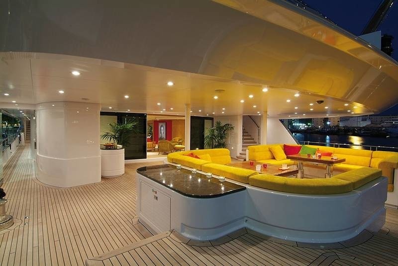 aviva yacht interior